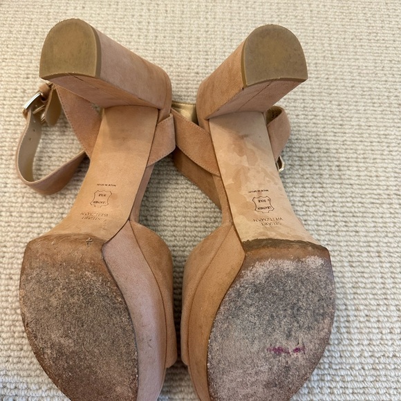 Stuart Weitzman Platform - Picture 4 of 7